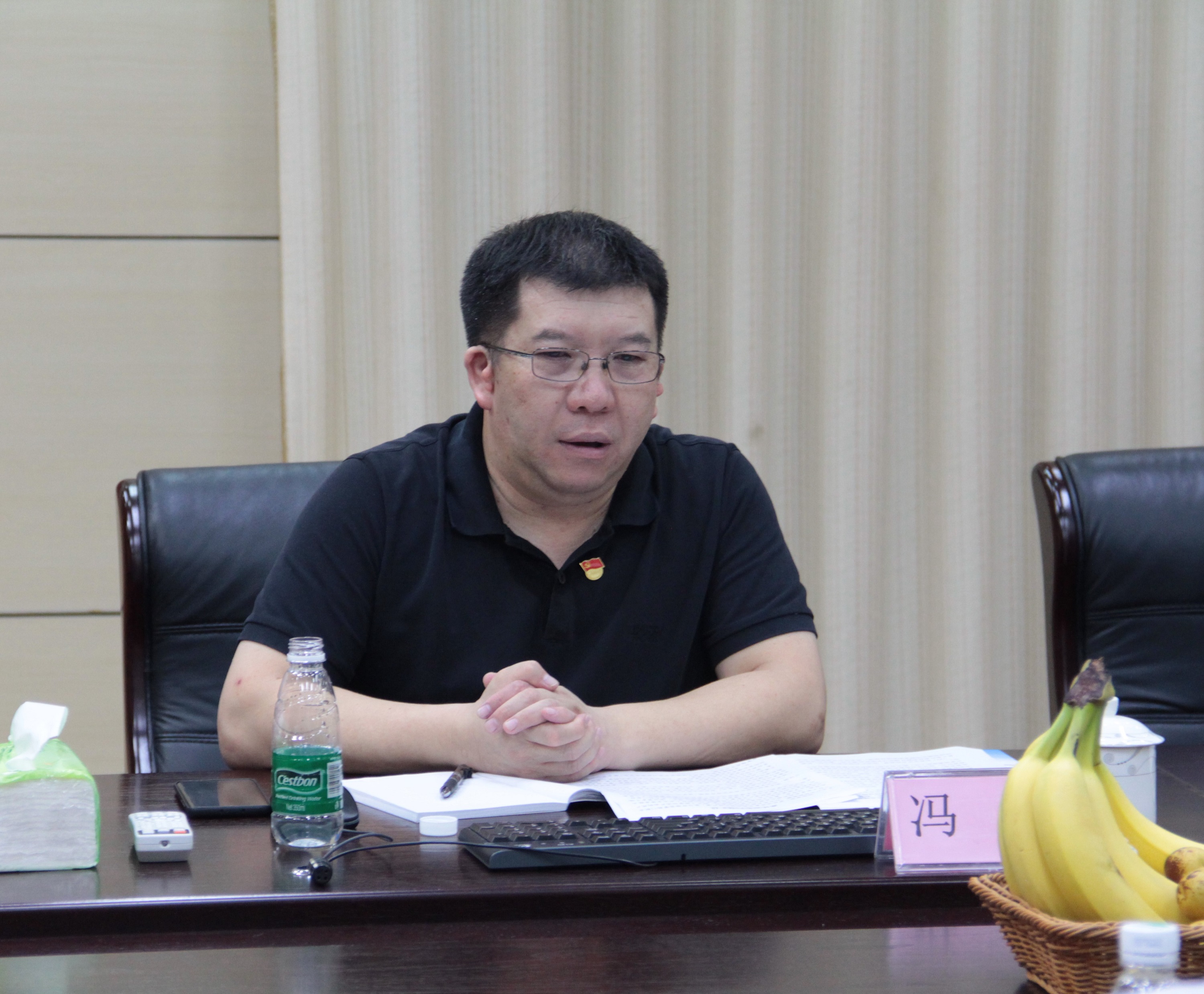 公司領(lǐng)導(dǎo)“雙節(jié)”前走訪慰問公司級退休老干部